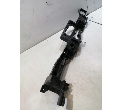 Кронштейн полки багажника правый