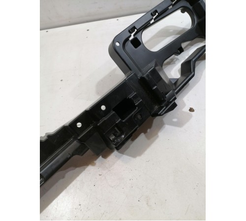 Кронштейн полки багажника правый