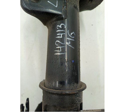 Амортизатор подвески передний левый в сборе