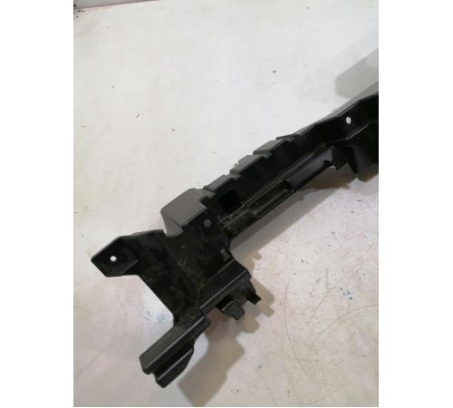 Кронштейн полки багажника правый