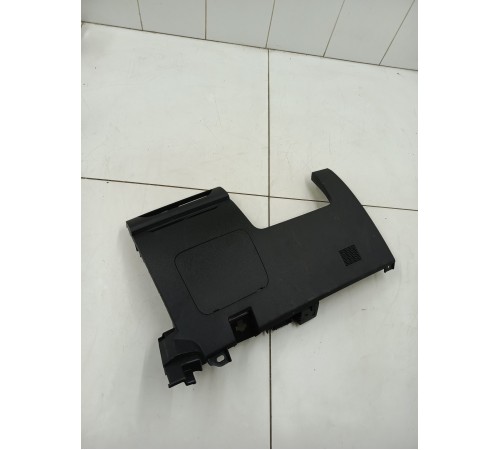 Накладка торпедо (левая)