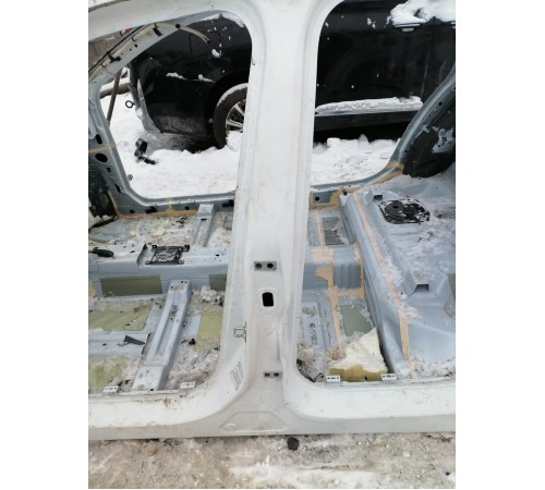 Порог со стойкой левый