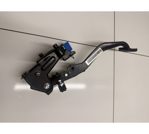 Педаль тормоза