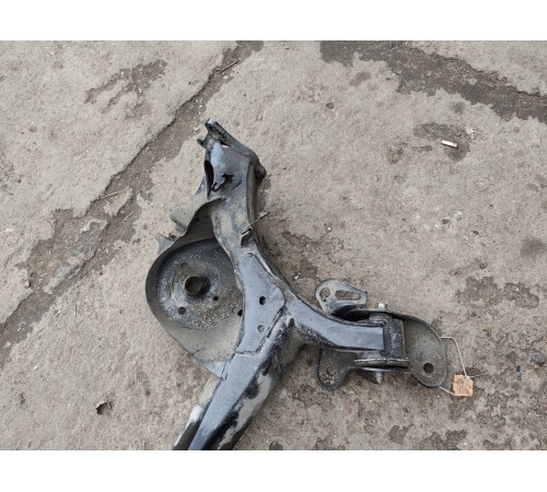 Балка (подрамник) задняя