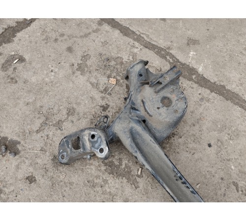 Балка (подрамник) задняя