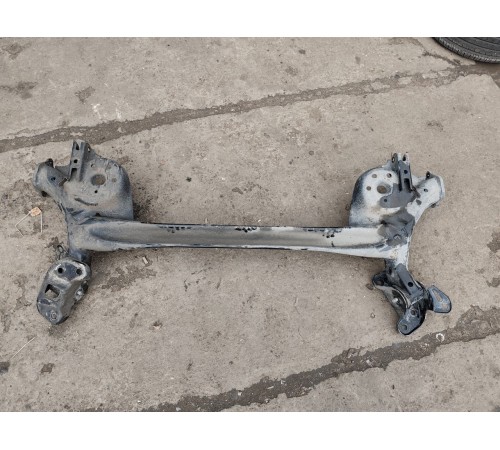 Балка (подрамник) задняя