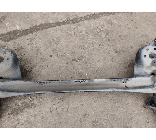 Балка (подрамник) задняя