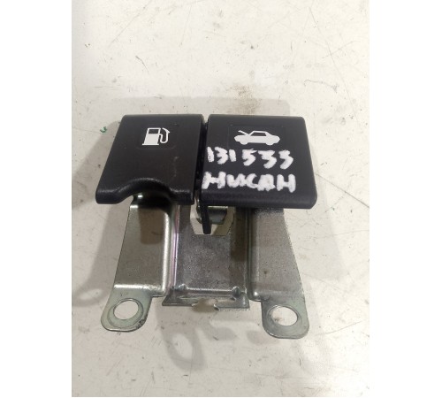 Ручка открывания капота и бензобака