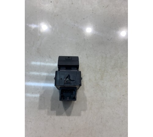 Кнопка стеклоподъемника (задняя, левая)