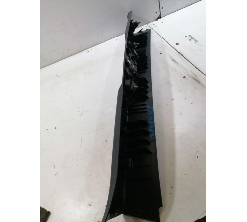 Накладка замка багажника, задней панели