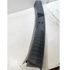 Накладка замка багажника, задней панели