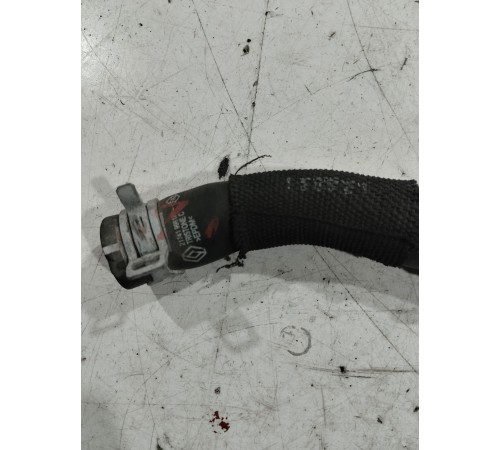 Патрубок радиатора