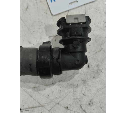 Патрубок радиатора