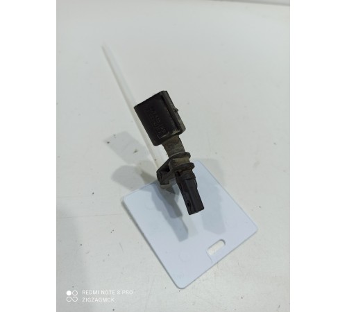 Датчик ABS(передний правый)