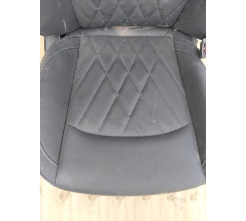 Сиденье переднее правое