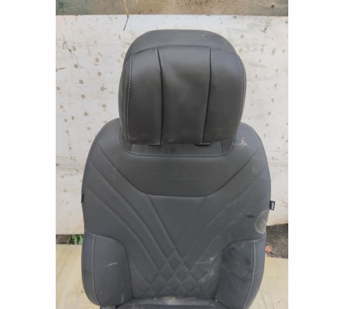 Сиденье переднее правое