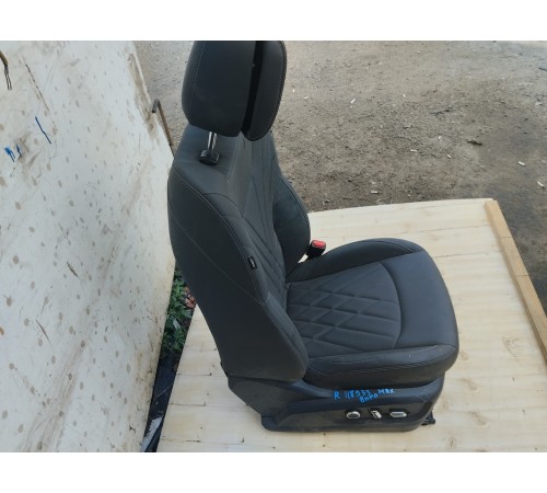 Сиденье переднее правое