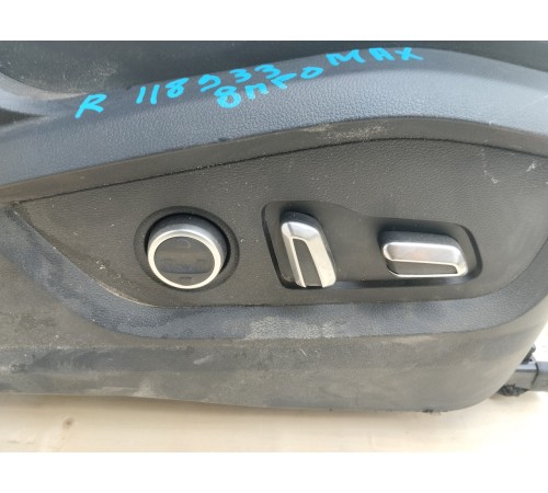 Сиденье переднее правое