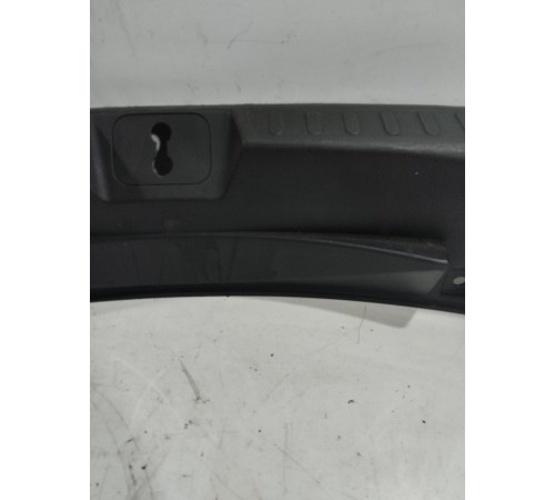 Накладка задней панели внутренняя