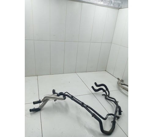 Трубка системы охлаждения