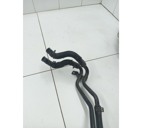 Трубка системы охлаждения