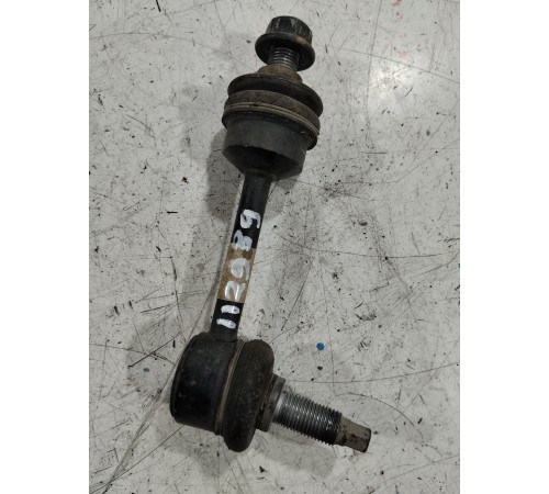 Стойка стабилизатора задняя правая