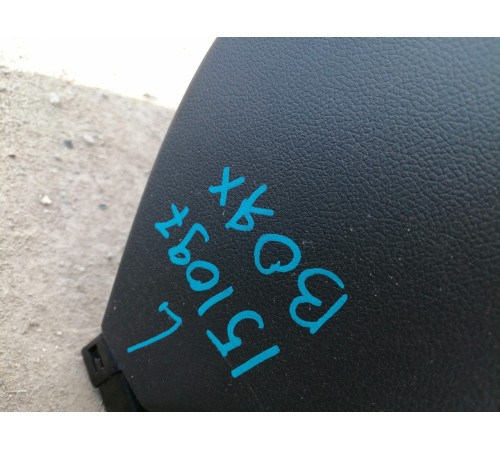 Сиденье переднее левое