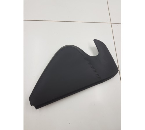 Накладка торпедо правая