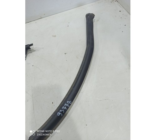 Уплотнитель двери(задний правый)