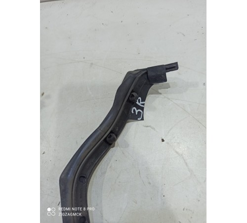 Уплотнитель двери(задний правый)