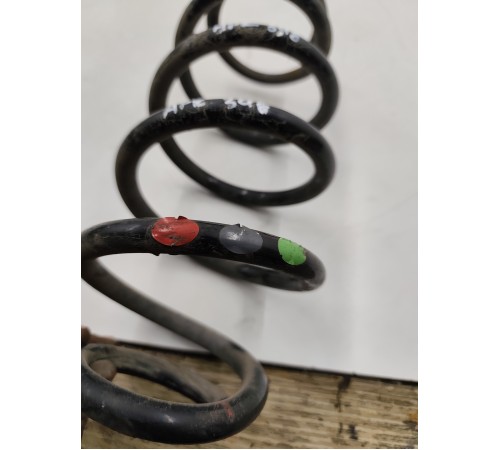 Пружина подвески задняя