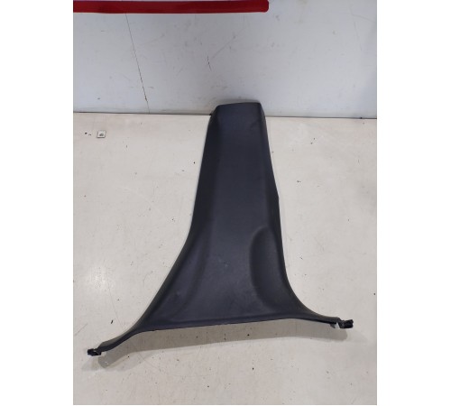 Обшивка центральной стойки(правая нижняя)