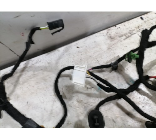 Электропроводка двери передняя левая