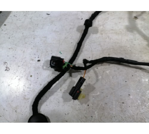 Электропроводка двери передняя левая