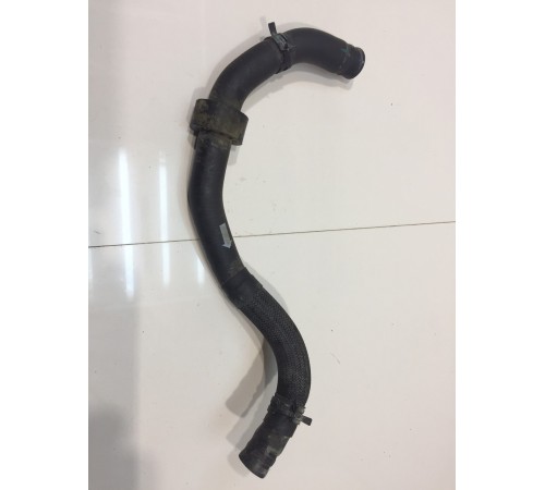 Патрубок системы охлаждения