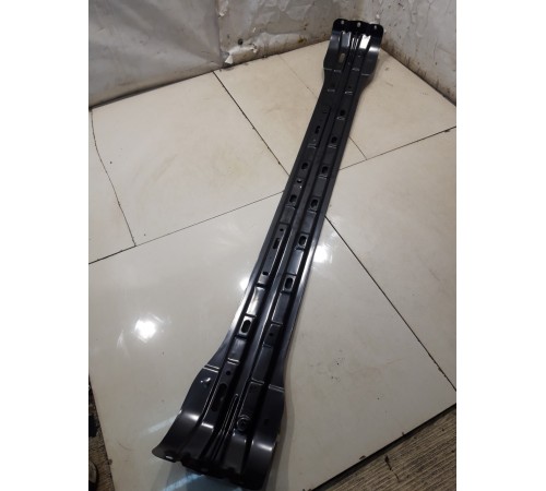 Направляющая(салон)