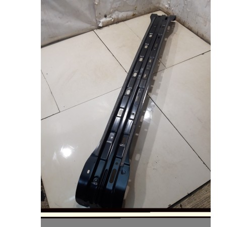 Направляющая(салон)