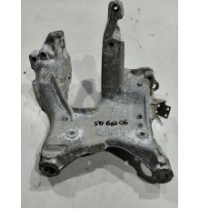 Кронштейн(крепление) переднего подрамника правый