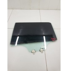 Стекло двери заднее левое