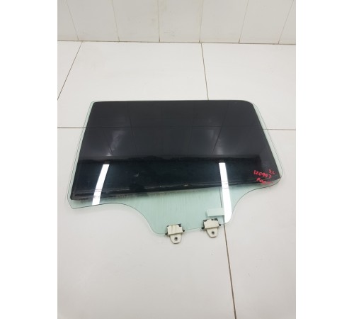 Стекло двери заднее левое