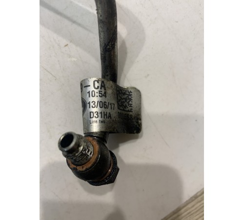 Трубка подачи масла на турбину