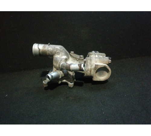 Фланец двигателя системы охлаждения