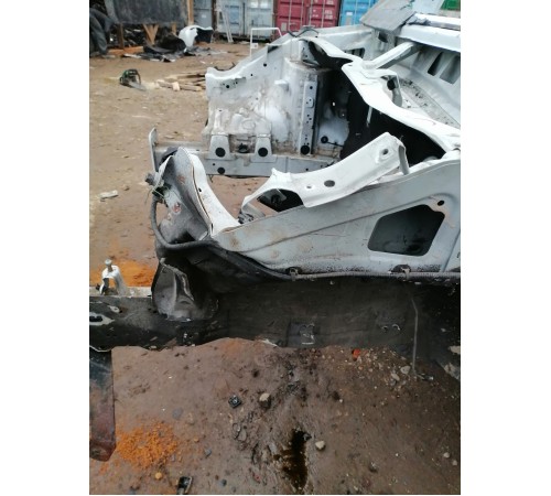 Лонжерон передний левый