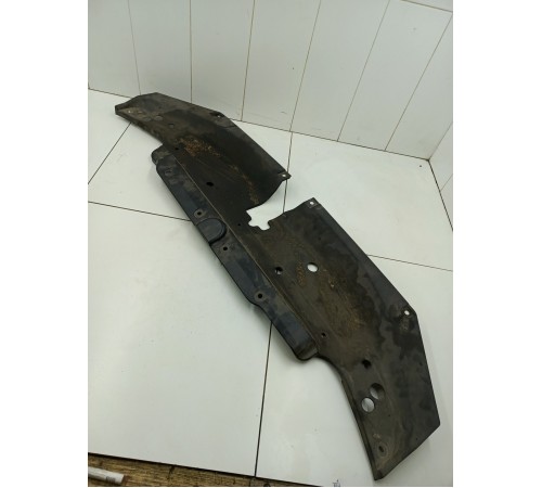 Накладка замка капота