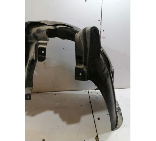 Локер (подкрылок) задний правый