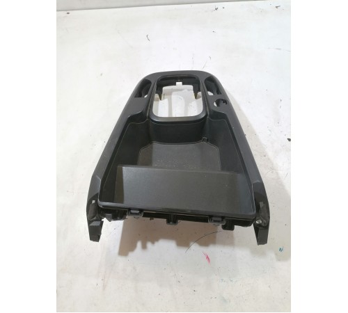 Накладка центральной консоли верхняя