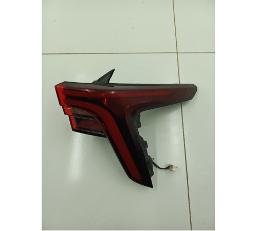 Фонарь задний правый наружный