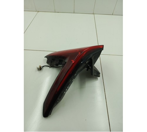 Фонарь задний правый наружный