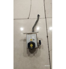 Бачок тормозной жидкости