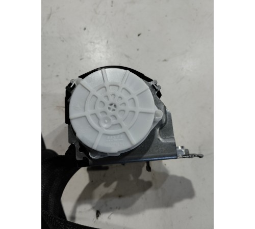 Ремень безопасности (задний правый)